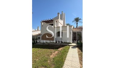 Resale - Villa - Orihuela Costa - Costa Blanca