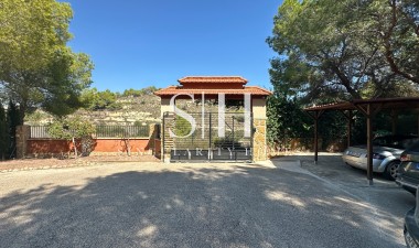 Resale - Villa - San Miguel de Salinas - Inland