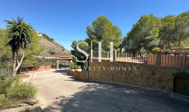 Resale - Villa - San Miguel de Salinas - Inland