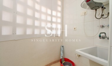 Resale - Apartment / flat - Orihuela Costa - Villamartin