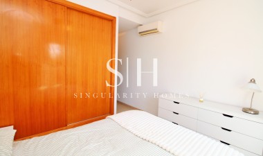 Resale - Apartment / flat - Orihuela Costa - Villamartin