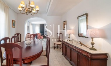 Odsprzedaż - Villa - Torrevieja - La Mata