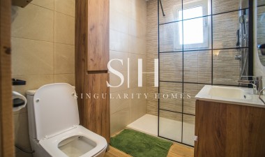 Resale - Villa - Vista Bella Golf Resort - Inland
