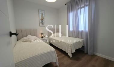 Resale - Bungalow - Torrevieja - Zona Los Frutales