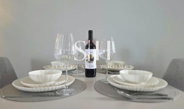 Resale - Bungalow - Torrevieja - Zona Los Frutales