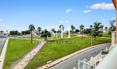 Resale - Apartment / flat - Orihuela Costa - Los Altos *