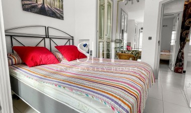 Resale - Apartment / flat - Orihuela Costa - Los Altos *