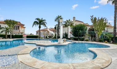 Resale - Apartment / flat - Orihuela Costa - Los Altos *