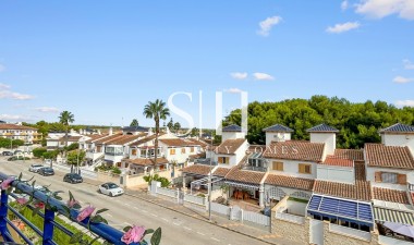 Resale - Apartment / flat - Mil Palmeras