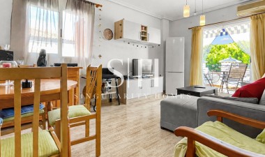 Resale - Apartment / flat - Mil Palmeras