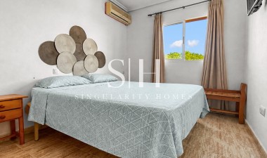 Resale - Apartment / flat - Mil Palmeras