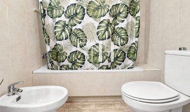 Resale - Apartment / flat - Mil Palmeras