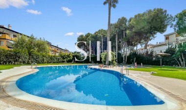 Resale - Apartment / flat - Mil Palmeras