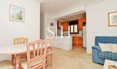 Resale - Apartment / flat - Orihuela Costa - PAU 8