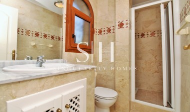 Resale - Apartment / flat - Orihuela Costa - PAU 8