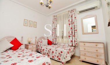 Resale - Apartment / flat - Orihuela Costa - PAU 8
