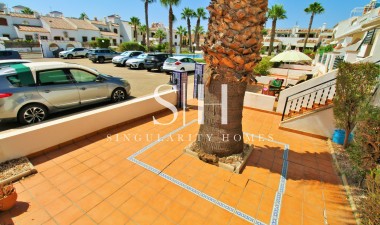 Resale - Apartment / flat - Orihuela Costa - PAU 8