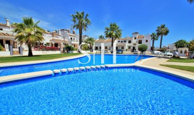 Resale - Apartment / flat - Orihuela Costa - PAU 8