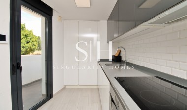 Resale - Apartment / flat - Orihuela Costa - PAU 8