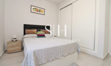 Resale - Apartment / flat - Orihuela Costa - PAU 8