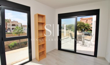 Resale - Apartment / flat - Orihuela Costa - PAU 8