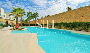 Resale - Apartment / flat - Orihuela Costa - PAU 8