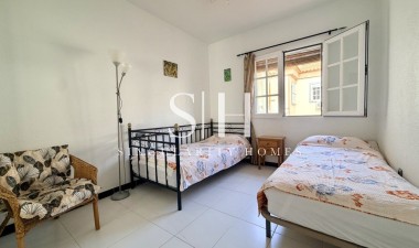 Resale - Bungalow - Torrevieja - Costa Blanca