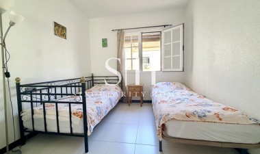 Resale - Bungalow - Torrevieja - Costa Blanca