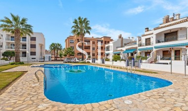 Resale - Apartment / flat - Orihuela Costa - PAU 8