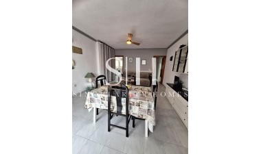 Resale - Apartment / flat - Torrevieja - Playa del Cura