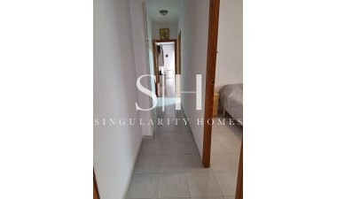 Resale - Apartment / flat - Torrevieja - Playa del Cura