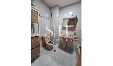 Resale - Apartment / flat - Torrevieja - Playa del Cura