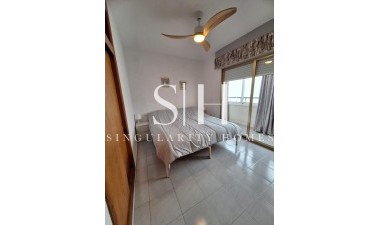 Resale - Apartment / flat - Torrevieja - Playa del Cura