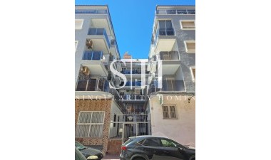 Resale - House - Torrevieja - Habaneras
