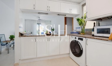 Odsprzedaż - Mieszkanie w bloku - Torrevieja - Costa Blanca
