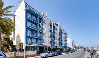 Odsprzedaż - Mieszkanie w bloku - Torrevieja - Costa Blanca