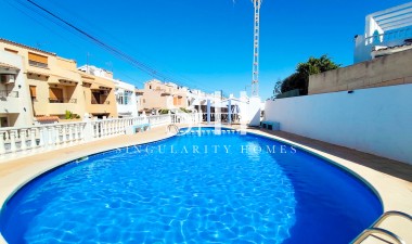 Odsprzedaż - Dom - Torrevieja - Costa Blanca