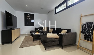 Herverkoop - Villa - Orihuela Costa - Costa Blanca