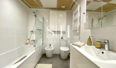 Odsprzedaż - Bungalow - Orihuela Costa - Las Ramblas