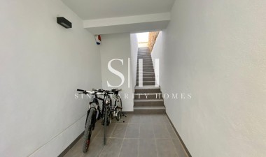 Odsprzedaż - Bungalow - Orihuela Costa - Las Ramblas