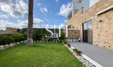 Odsprzedaż - Bungalow - Orihuela Costa - Las Ramblas