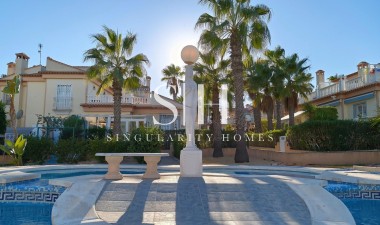 Resale - Bungalow - Torrevieja - Los Balcones - Los Altos del Edén