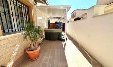 Resale - Villa - Guardamar del Segura - EL RASO