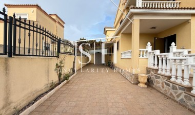 Odsprzedaż - Villa - Orihuela Costa - Lomas De Don Juan