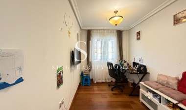 Odsprzedaż - Villa - Orihuela Costa - Lomas De Don Juan
