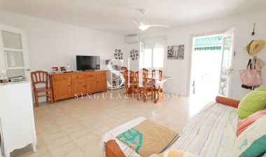 Resale - House - Torrevieja - Playa De Los Naufragos