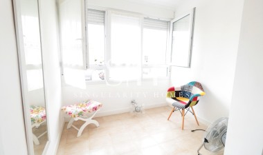Resale - House - Torrevieja - Playa De Los Naufragos
