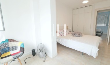 Resale - House - Torrevieja - Playa De Los Naufragos