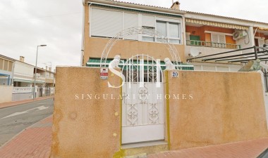 Resale - House - Torrevieja - Playa De Los Naufragos