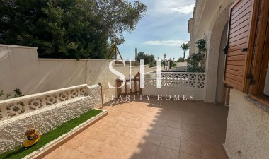 Wiederverkauf - Haus - Orihuela Costa - Costa Blanca